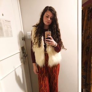 Meet your Posher, Devin